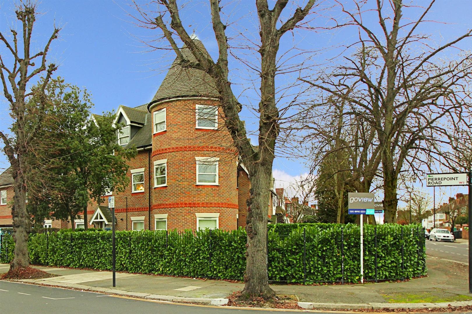 Lynton Road, W3