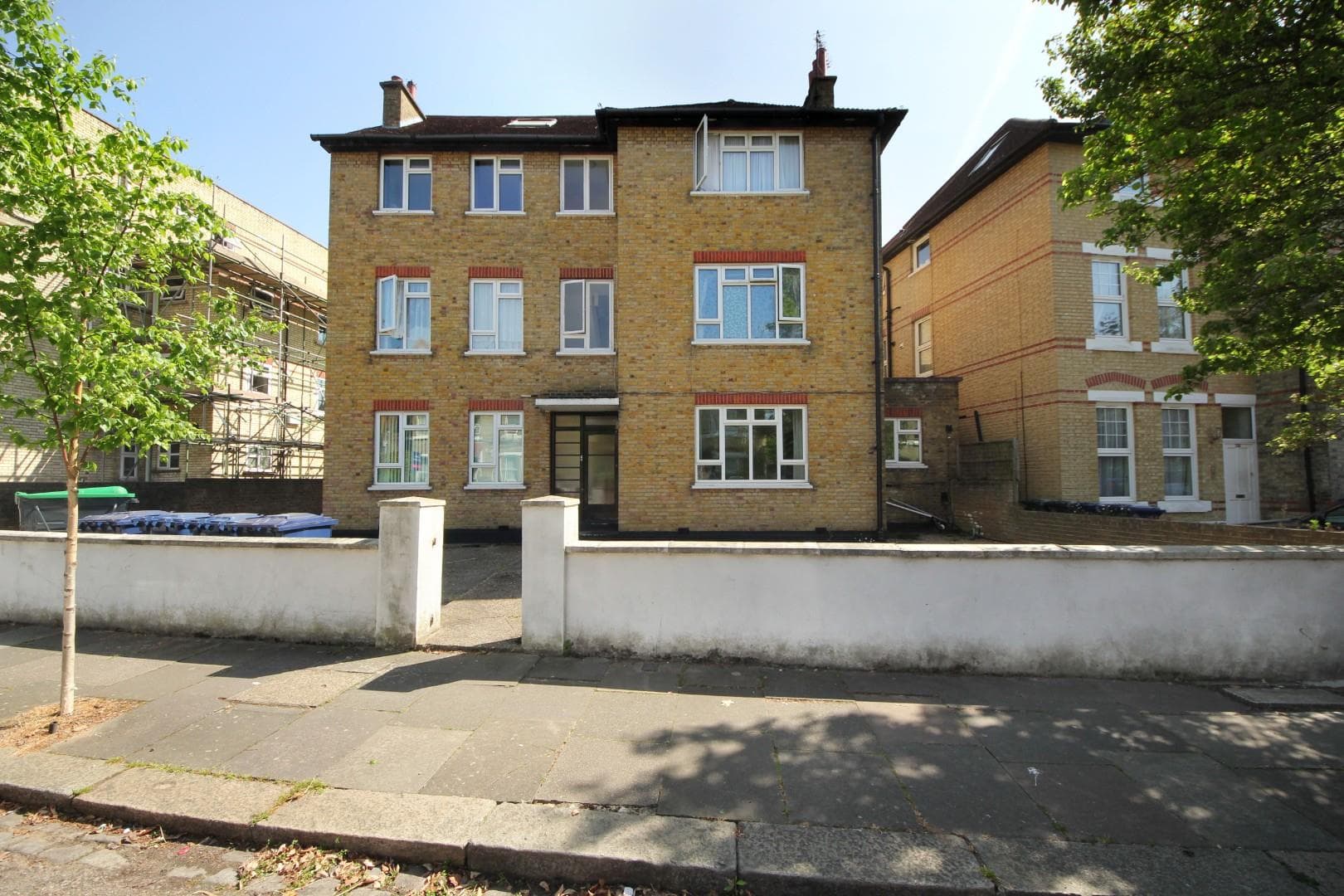 Grange Park, W5