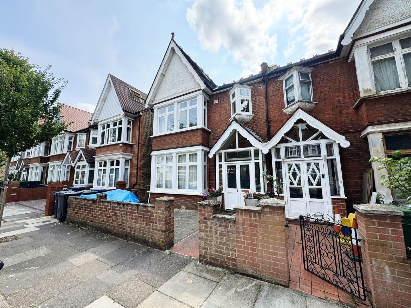 Craven Avenue, W5