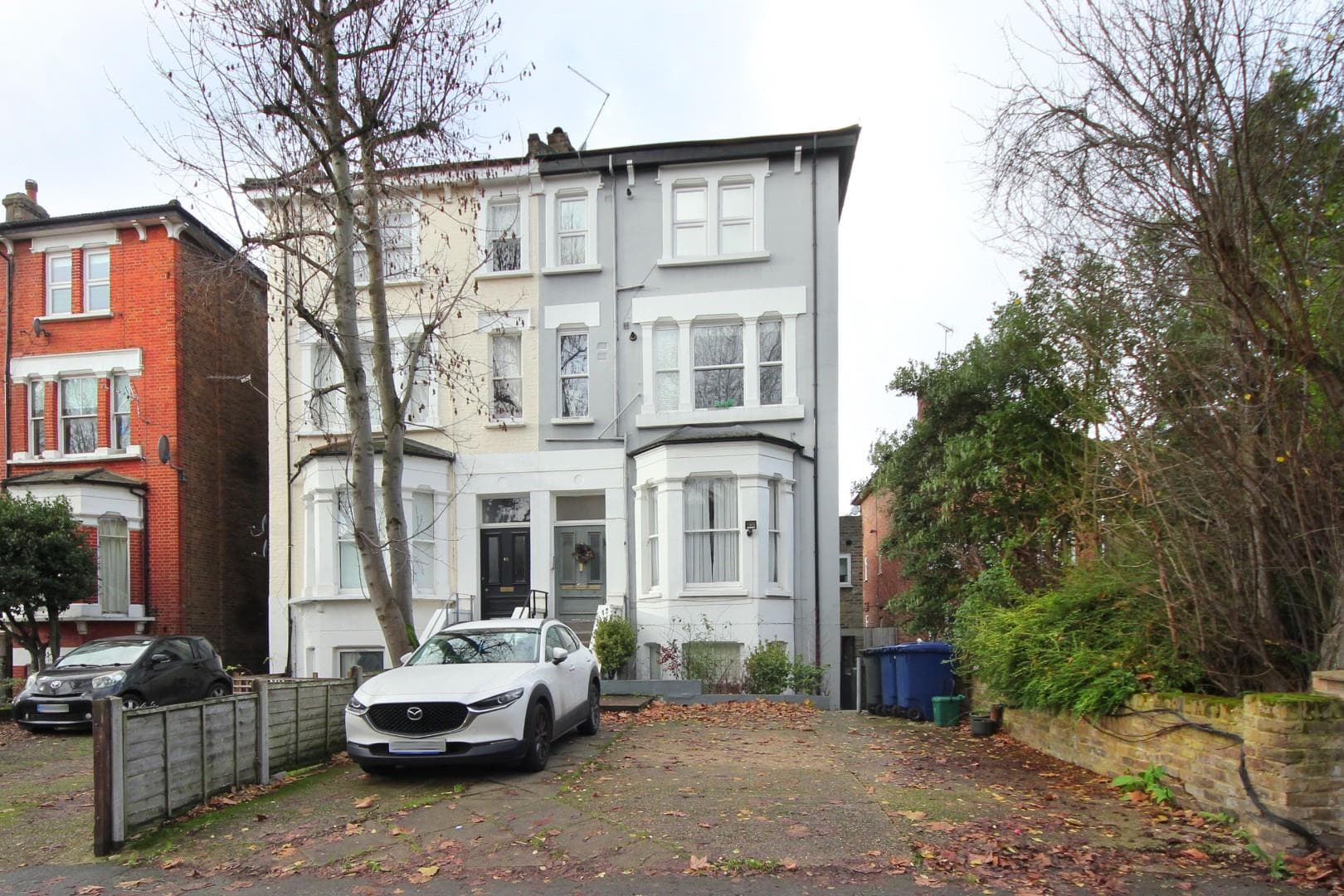 The Avenue, W13