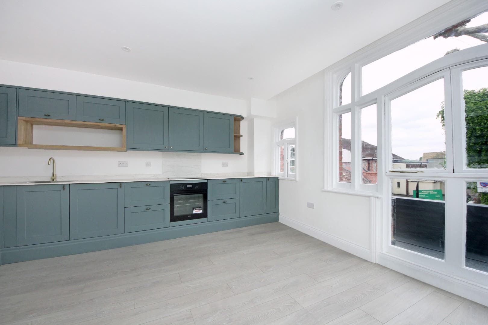 Northfield Avenue, W13