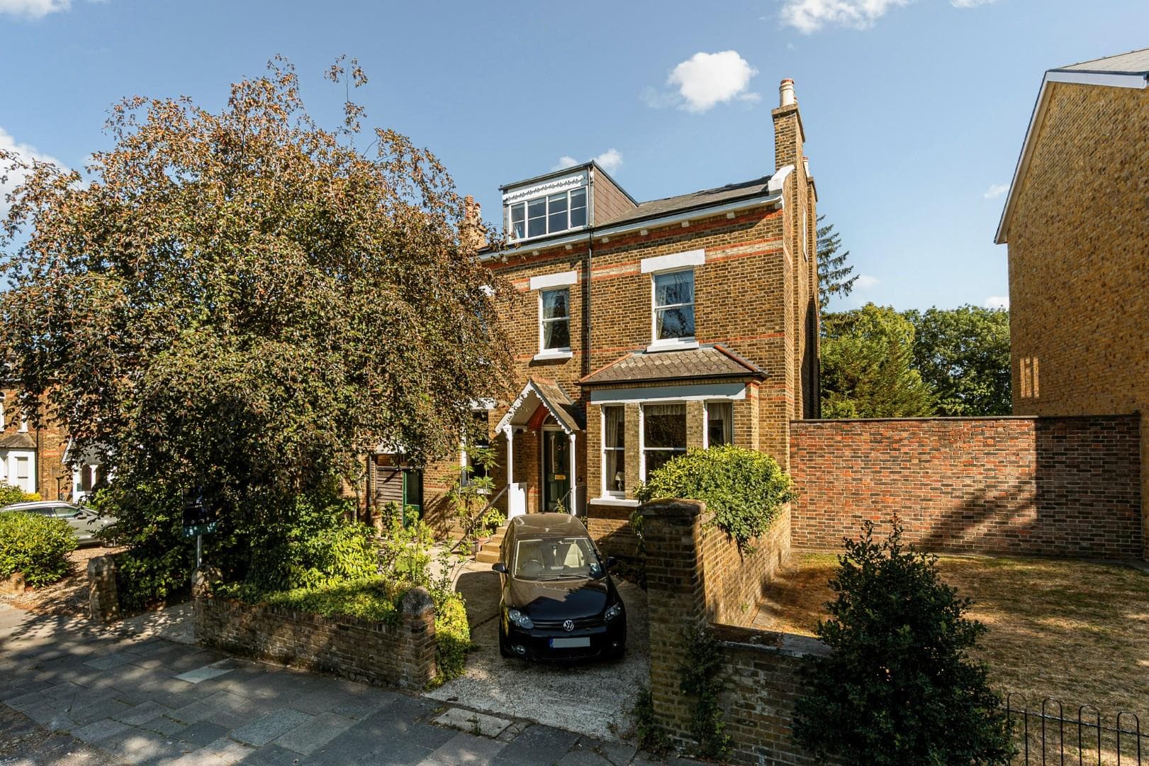 Mount Avenue, Ealing