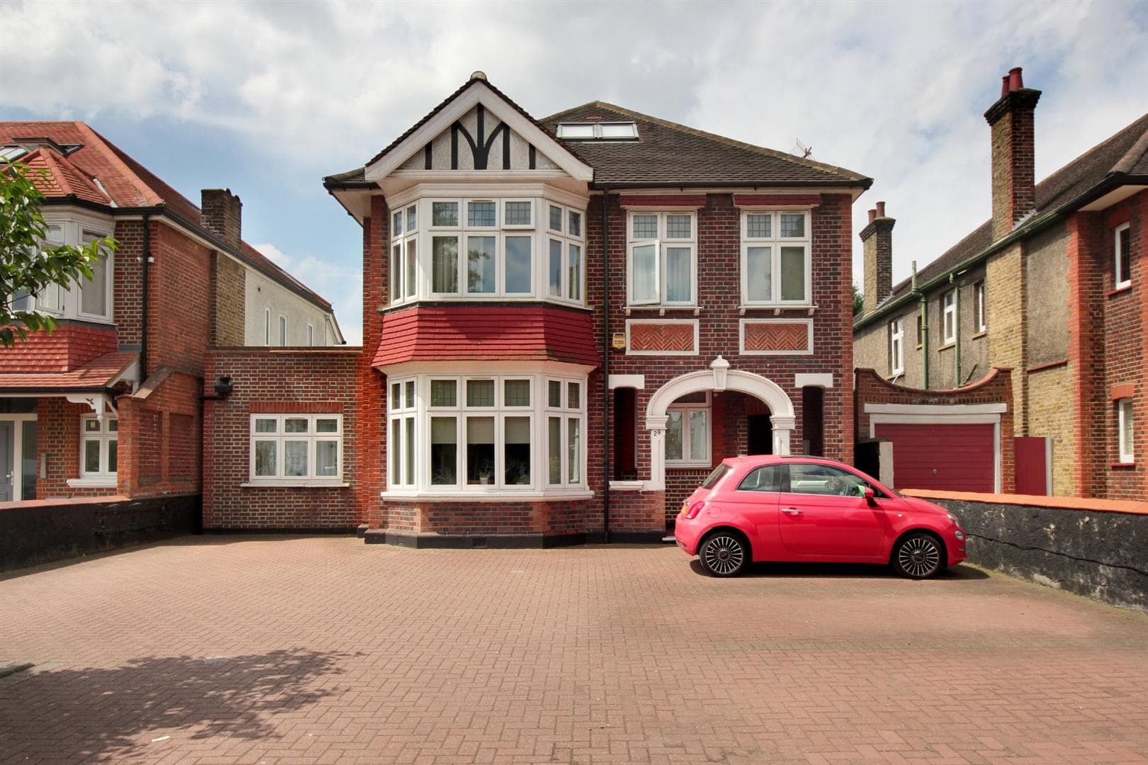 Gunnersbury Avenue, W5