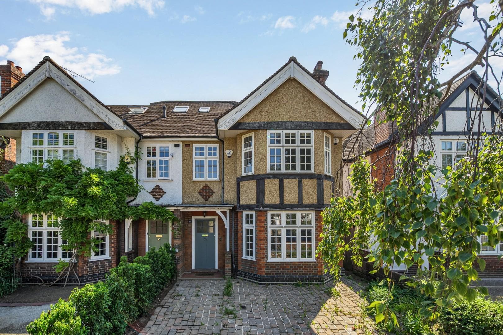Tring Avenue, Ealing Common, W5